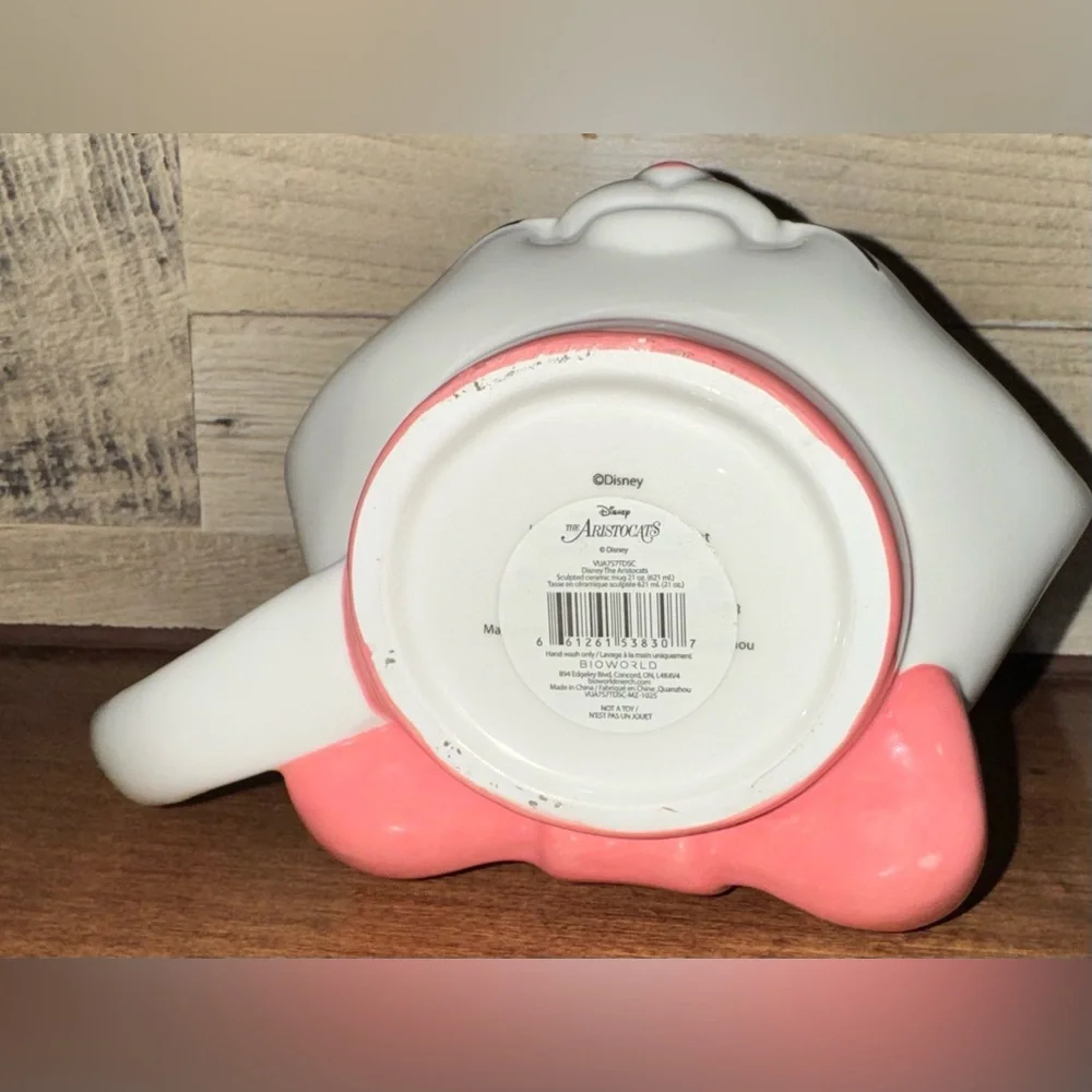 Super Cute 🥰 Disney Aristocats Marie 🐈 Face Ceramic 3D Sculpted 21oz Mug - NEW - Picture 11 of 11